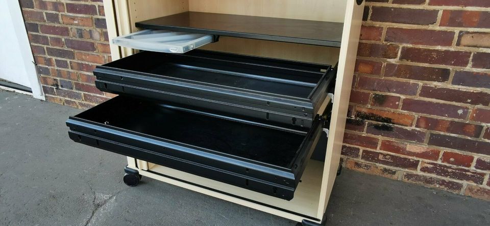 4x rollbarer Aktenschrank Büroschrank Sideboard in Bad Belzig