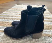 Tamaris Stiefeletten in Dunkelblau Gr. 38 Niedersachsen - Wilhelmshaven Vorschau
