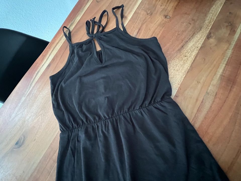1x getragen - langes Kleid von Vero Moda in Reutlingen
