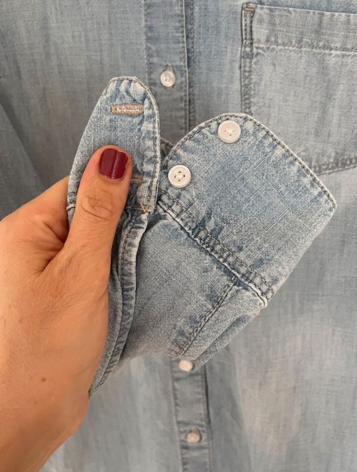 H&M Jeans Hemd Denim Bluse 100% Baumwolle hellblau wie cos arket in München