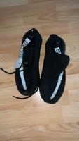 Kein Adidas Yeezy Boost 350 V2 „Oreo“ - Neu & Ungetragen! Dortmund - Oestrich Vorschau