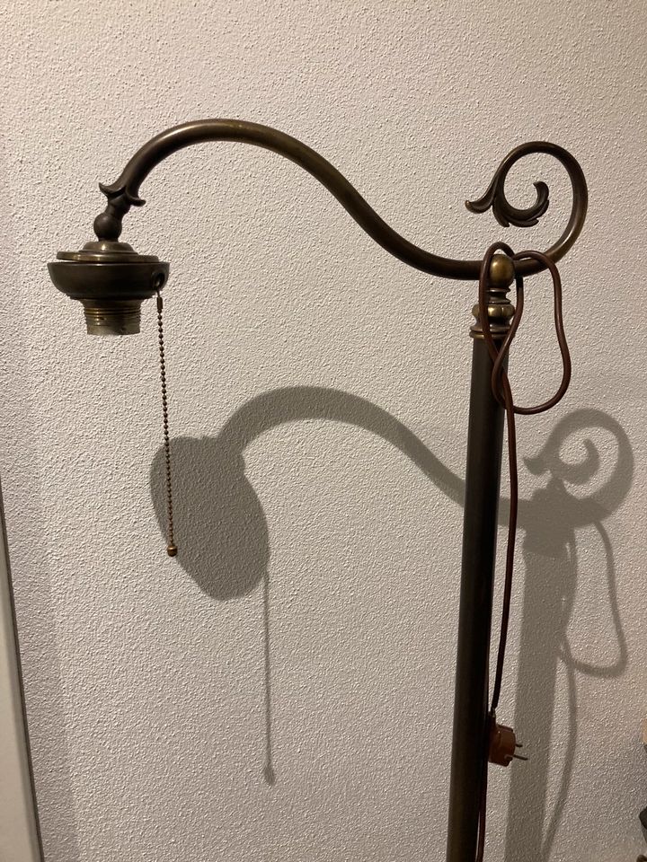 Stehlampe Nostalgie in Reichersbeuern