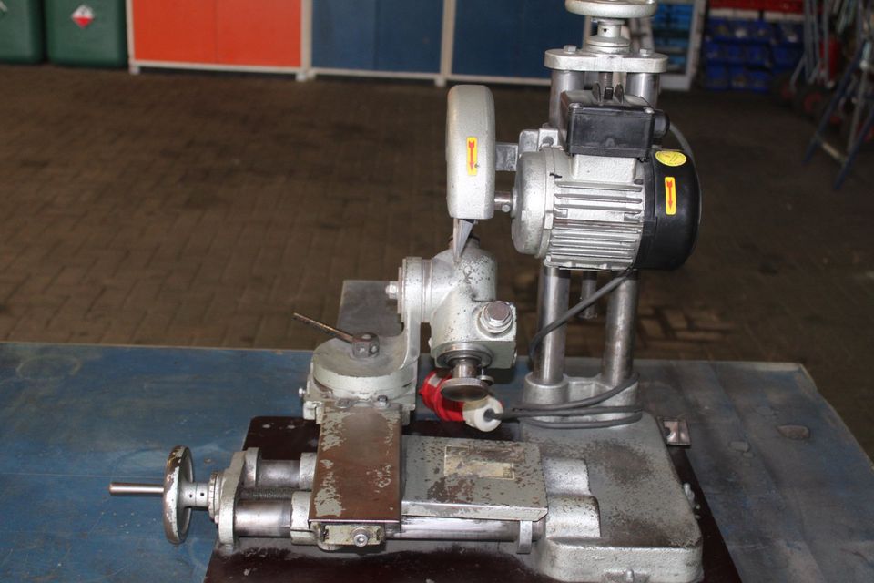 Werkzeugschleifmaschine für Sägeblatt bis 150 mm in Nienborstel