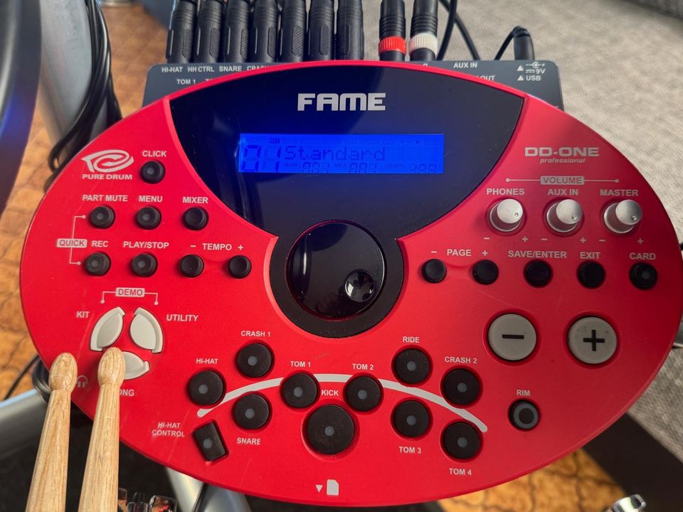 Fame DD-One professional | Digital Drum Set | mit Zubehör in Betzdorf