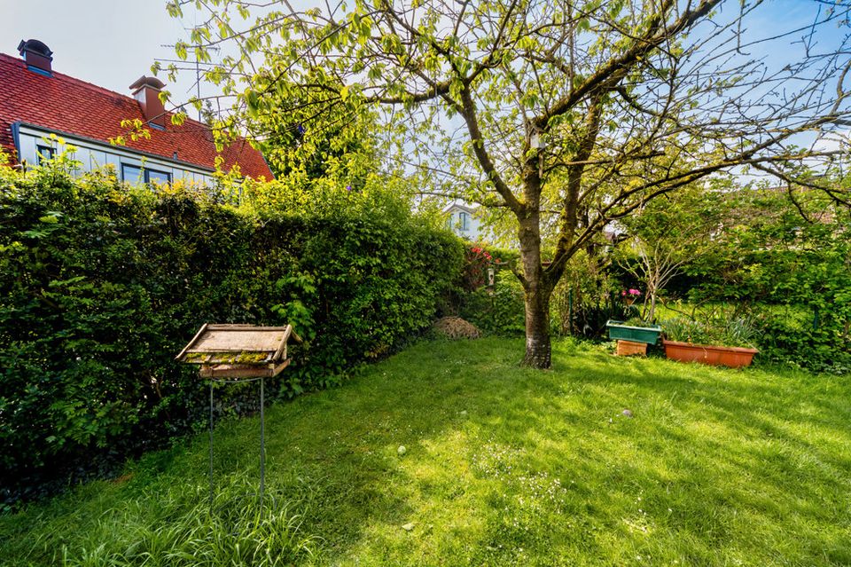 Ihr Investment - Doppelhaushälfte mit sonnigem Garten und zwei Balkonen in Feldkirchen