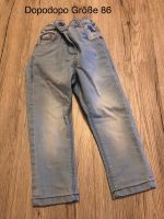 Verschiedene Hosen Jeans/Stoff 86/92 Mädchen Rheinland-Pfalz - Winterspelt Vorschau