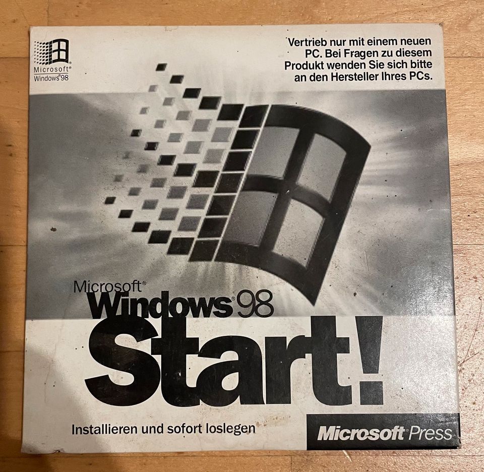 Windows 98 Start CD in Augsburg