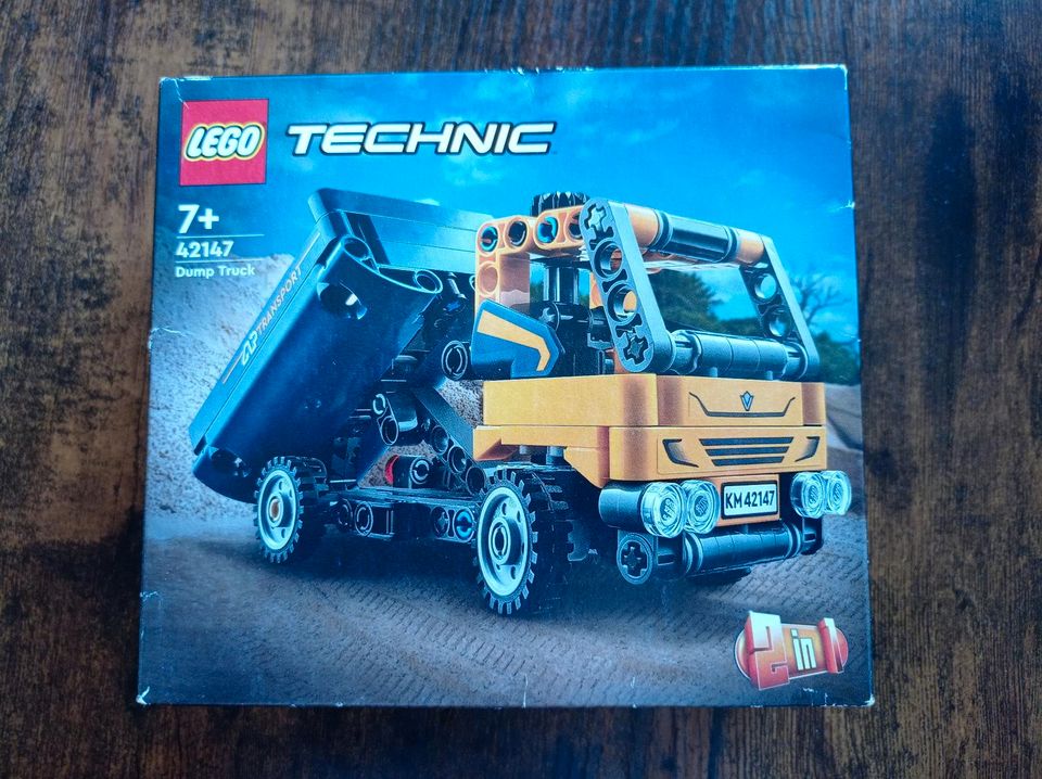 Lego Technik 42147 Dump Truck in Wald