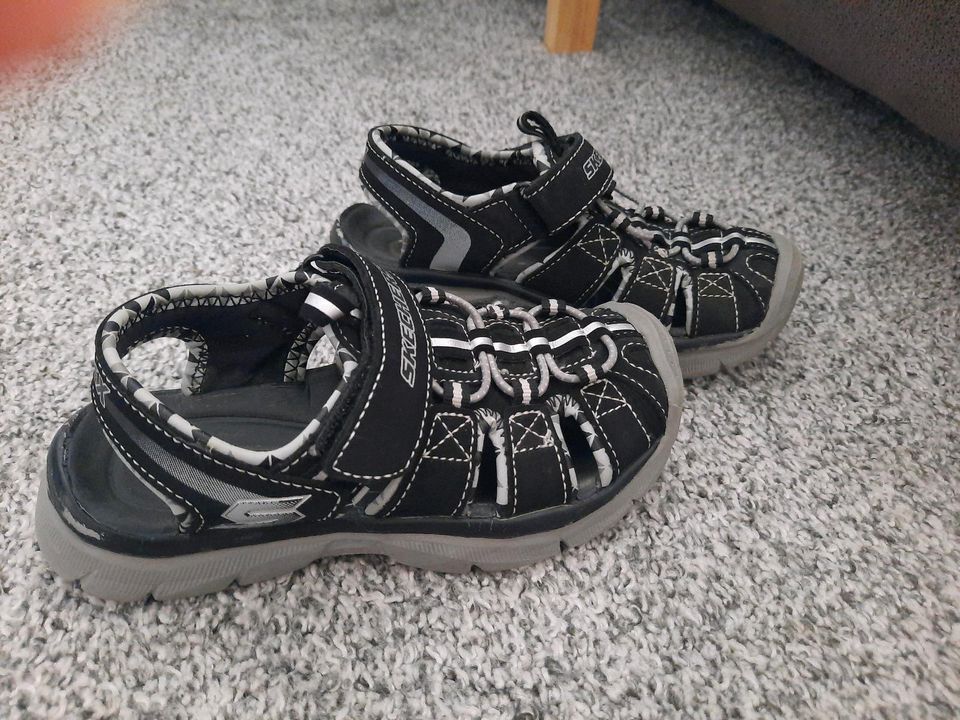 Skechers Kinder Sandalen gr. 27 neuwertig in Templin