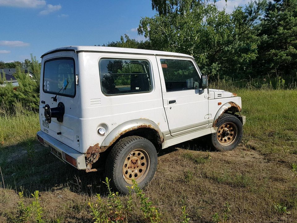 Suche suzuki samurai vitara oder jimny sj grand jeep in Eibenstock