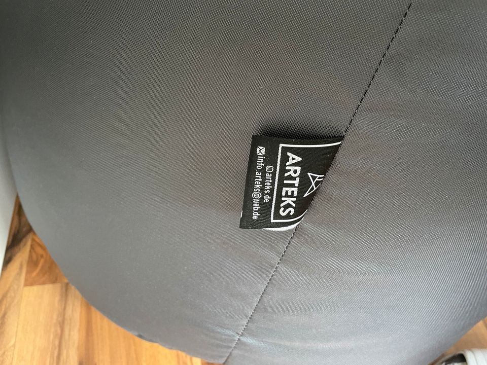 Neuer Sitzsack von der Firma Arteks grau Anthrazit Louungesessell in Inden