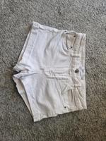 weiße Hotpants Hessen - Eltville Vorschau