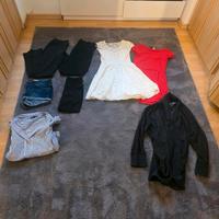 Kleider Paket Größe S Frauen Damen Kleid Hose Shorts Bluse Jacke Nordrhein-Westfalen - Wesseling Vorschau