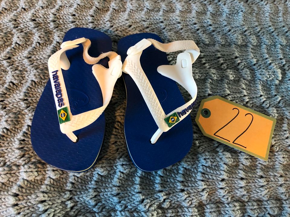 Mini Havaianas Flip Flops in Größe 22 in Ostfildern