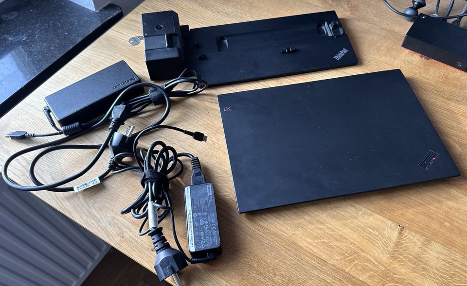 Lenovo Thinkpad X1 Carbon 6. Gen inkl. OVP und Ultra Docking in Limburg