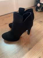 Geschlossene Heels Tamari’s Berlin - Neukölln Vorschau