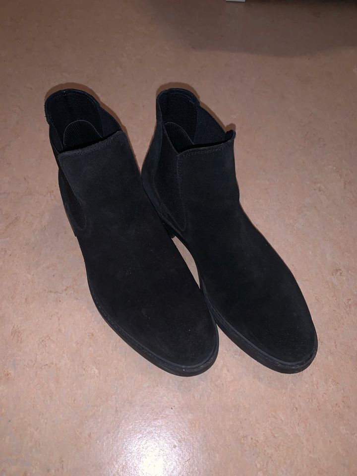 Chelsea Boots - wie NEU! in Marburg