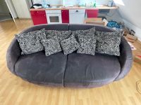 Sofa mit passenden Kissen zu verschenken Berlin - Charlottenburg Vorschau