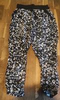 Sommerhose XS Blümchen Berlin - Hellersdorf Vorschau