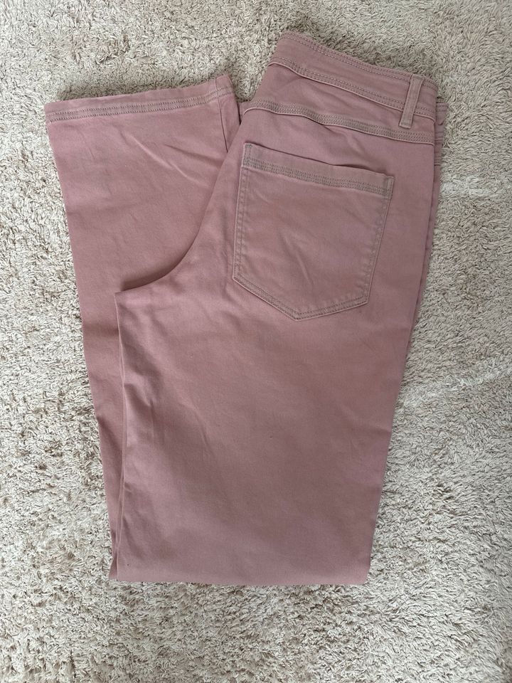 H&M Cargo Hose Gr. 38 rosé in Achern