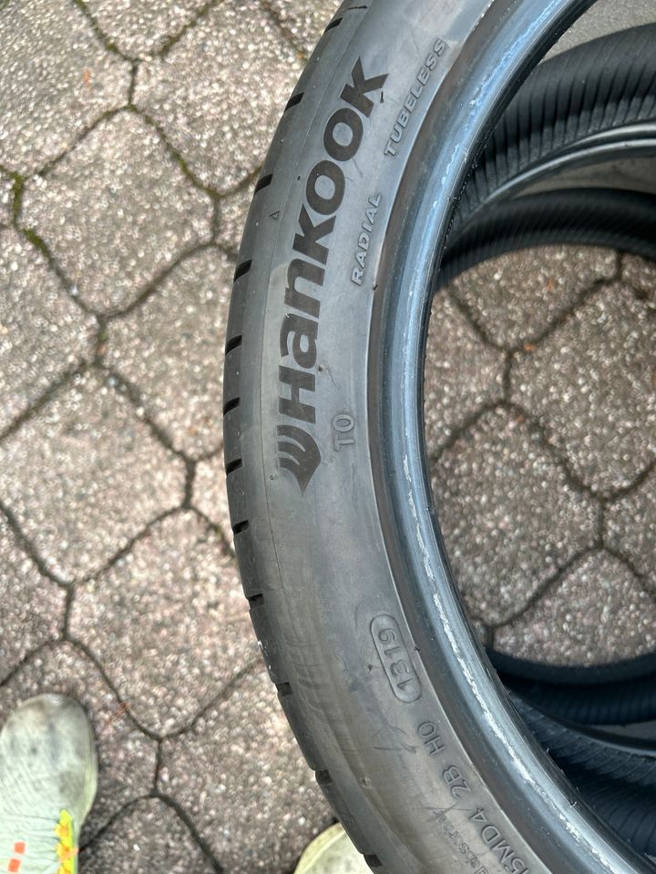 265/35r19 98W. Hankook s1evo in Stuttgart