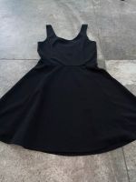 H&M Divided Trägerkleid schwarz Gr. 34 Mecklenburg-Vorpommern - Bergen auf Rügen Vorschau