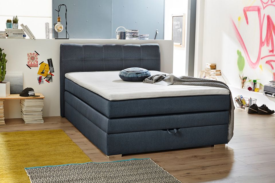 Modernes Boxspringbett STOCKHOLM 140x200cm blau Strukturstoff mit Bettkasten inkl. Topper Riess-Ambiente in Hamburg