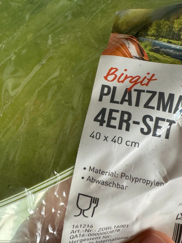 Platzset Platzmatte 12 Stück Grüner Apfel Rund Neu in Bad Schwartau