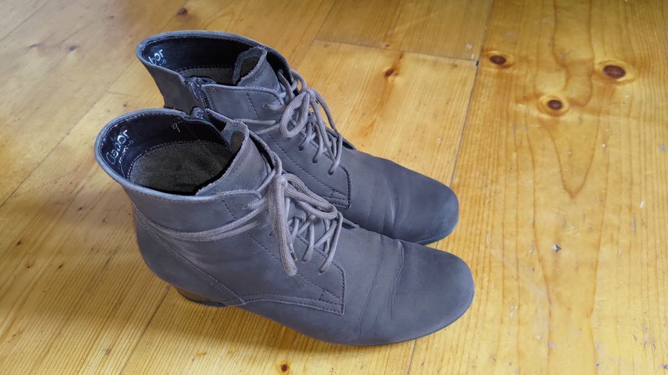 Schnürstiefeletten Gabor 37 Leder Farbe taupe in Garching b München