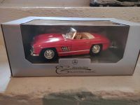 Burago Modellauto Mercedes Benz 300 SL Roadster 1957-1963 Baden-Württemberg - Lauda-Königshofen Vorschau