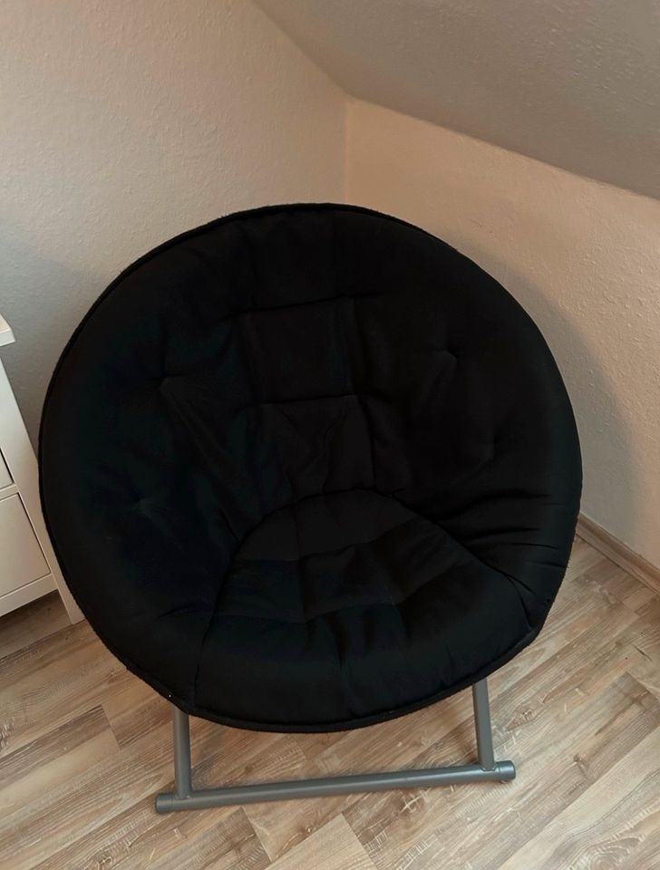 Schwarzer Sessel von Ikea in Hannover
