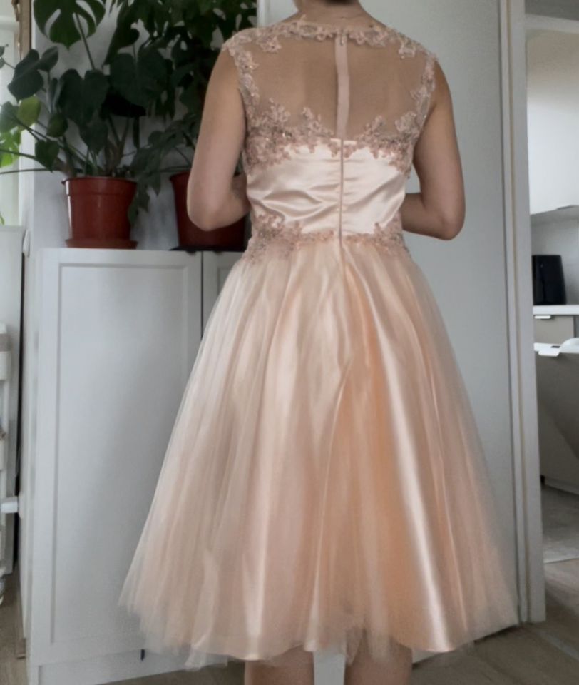 Kleid rosa lachsfarbend Spitze Hochzeit Abiball Geburtstag in Herne