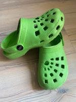 Wie NEU: Mora Crocs Größe 31 Düsseldorf - Stadtmitte Vorschau