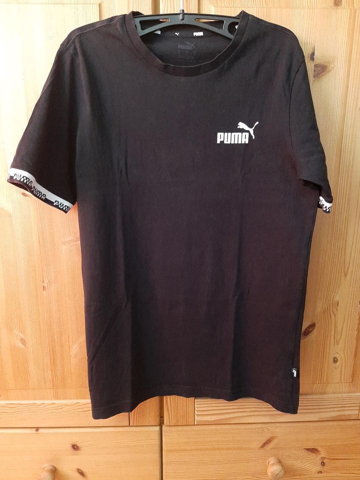 Schwarzes Shirt von Puma Gr. S /M in Dresden