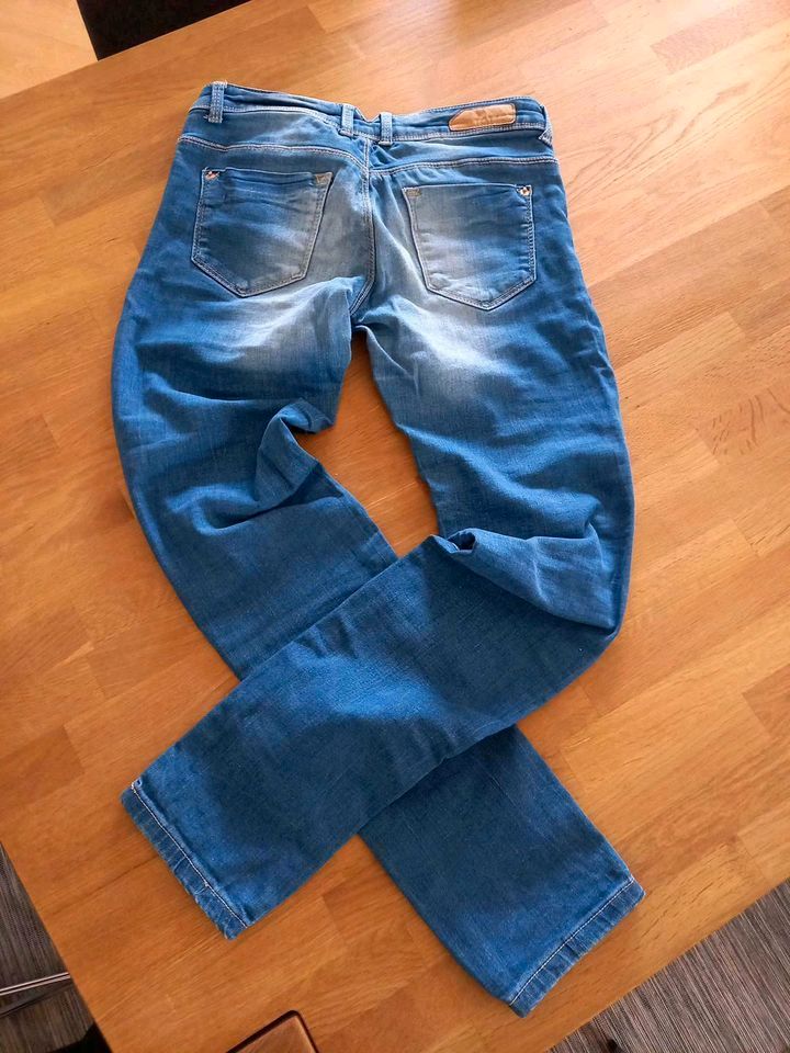 Jeans Gr. 34 von C&A Super Skinny in Hockenheim