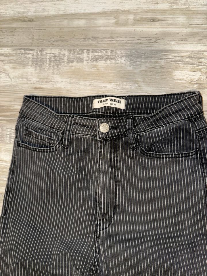 Tally Weijl Jeans in Gr.36 in Hann. Münden