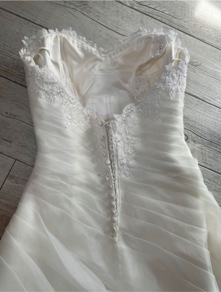 Brautkleid Hochzeit Gr. M 38 in Trittau