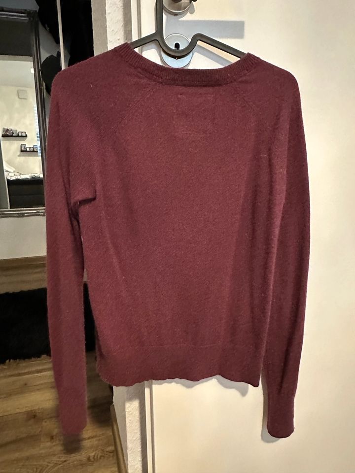 Hollister - Strickpullover Damen - Bordeauxrot/weinrot / XS in  Baden-Württemberg - Weil im Schönbuch | eBay Kleinanzeigen ist jetzt  Kleinanzeigen