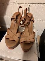 Sandalen hoch beige Gr. 38 Hessen - Kriftel Vorschau