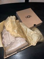 UGG Boots Bailey Bow Winterschuhe Nordrhein-Westfalen - Gelsenkirchen Vorschau