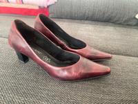 Venturini Leder bordeauxrot Pumps Vintage 39 Niedersachsen - Ritterhude Vorschau