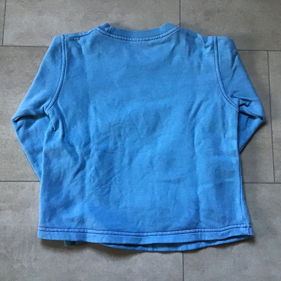 Pullover Pulli Gr. 110 Esprit Blau Weiß Katze Mädchen Shirt warm in Welden