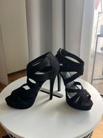 High Heels schwarz Größe 37 Hessen - Marburg Vorschau