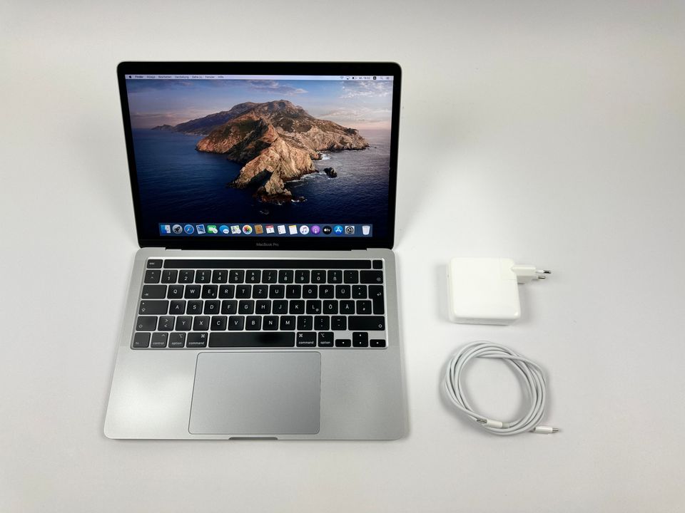 Apple MacBook Pro Retina TouchBar 13,3“ i5 2,0 Ghz 512 GB SSD 1 in Neuburg am Rhein