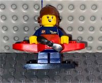 Lego Minifigur Junge mit Flugzeug Kostüm Baden-Württemberg - Kronau Vorschau