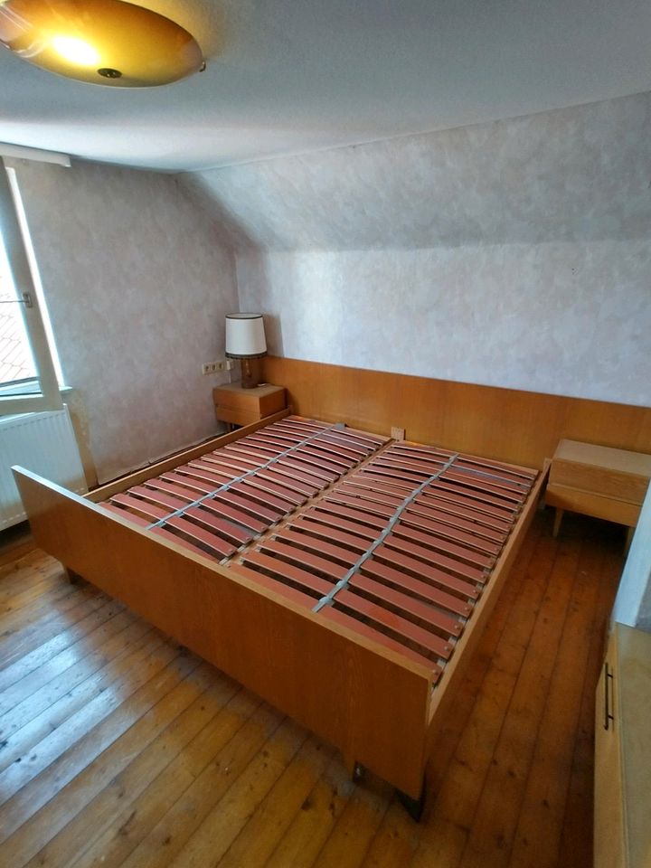 Schlafzimmer komplett wie auf den Bildern zu verkaufen in Salzgitter