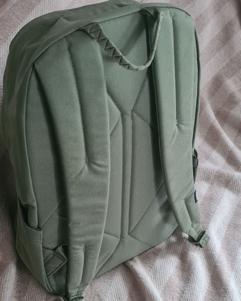 Thule Rucksack 20 Liter Notus Backpack Olive NEU in Cottbus