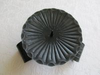 Kerzenhalter schwarz Gusseisen Metall rund ca. 10 cm Durchmesser Hessen - Ober-Mörlen Vorschau