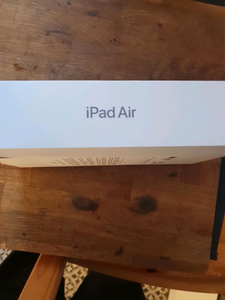 Original Apple IPadAir Karton in Wilhelmshaven