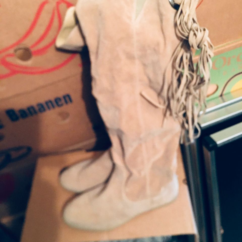 Wildlederstiefel beige gr.38 in Rastede